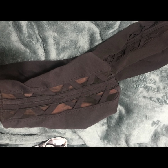 RARE Lululemon Essential Rhythm Pant- Black - Picture 6 of 6